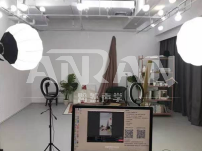 天罡電商直播間